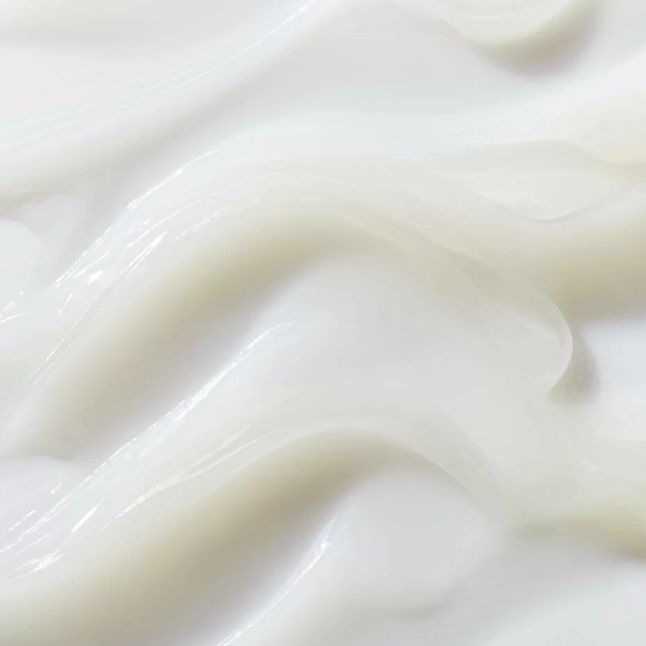 Clearly Corrective™ Brightening and Smoothing Moisture Treatment